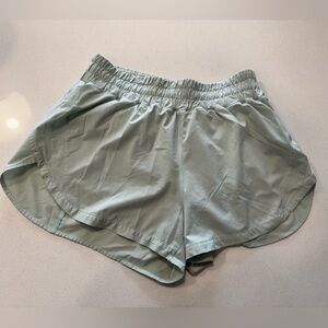 Lululemon Track That High Rise Short
Light Blue
Size 10